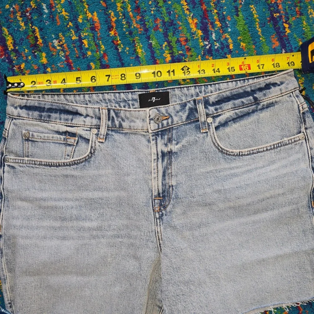 NWT 7 For All Mankind Monroe Long Shorts in Ode‎ To Raw Hem Women Size 32